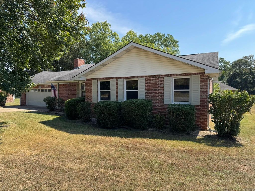 1513 Berry Lane, Mountain Home, AR 72653