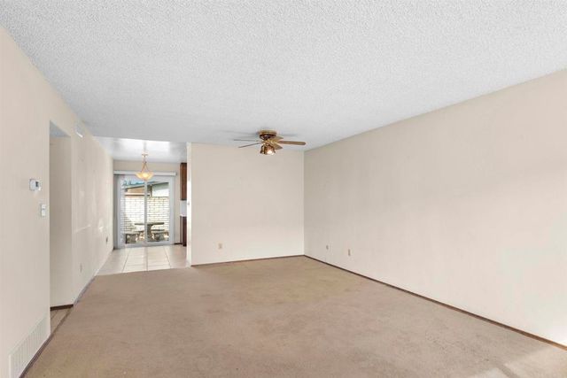 335 J Street B, Chula Vista, CA 91910