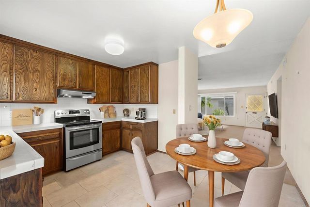 335 J Street B, Chula Vista, CA 91910