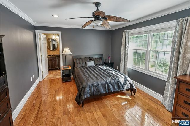 25 Page Drive, Oakland, NJ 07436