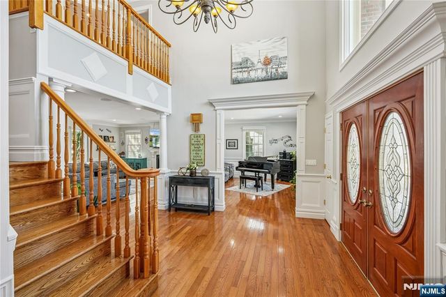 25 Page Drive, Oakland, NJ 07436