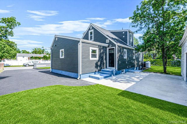 26 Brandon Avenue, Amityville, NY 11701