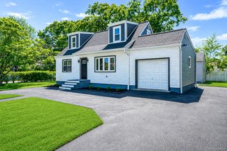 26 Brandon Avenue, Amityville, NY 11701