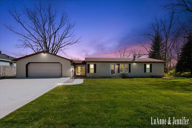 10260 Swem Street NE, Rockford, MI 49341