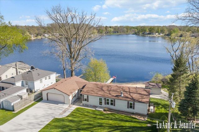 10260 Swem Street NE, Rockford, MI 49341