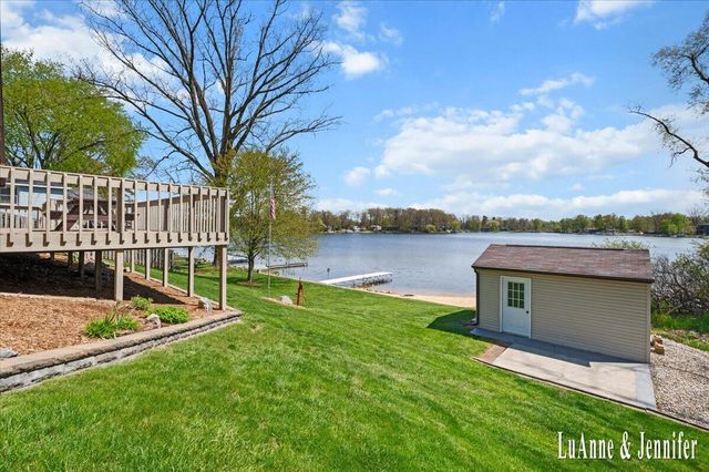 10260 Swem Street NE, Rockford, MI 49341