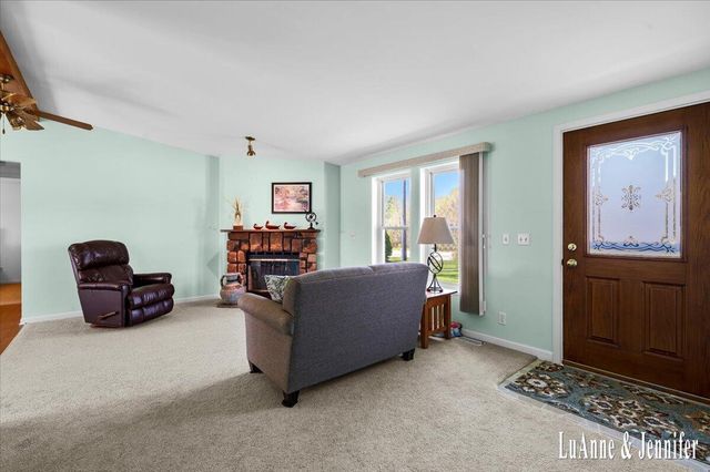10260 Swem Street NE, Rockford, MI 49341