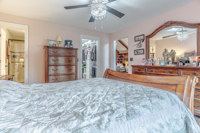 208 Fairway Dr, Horseshoe Bend, AR 72512