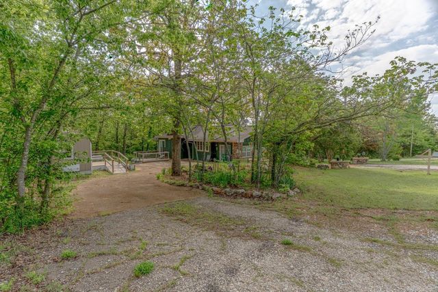 208 Fairway Dr, Horseshoe Bend, AR 72512