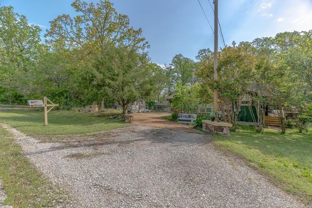 208 Fairway Dr, Horseshoe Bend, AR 72512