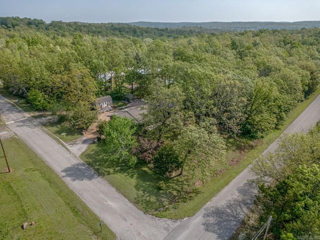 208 Fairway Dr, Horseshoe Bend, AR 72512