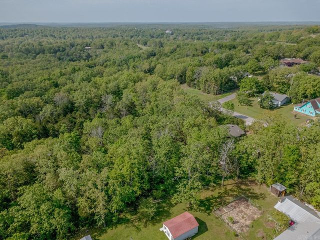 208 Fairway Dr, Horseshoe Bend, AR 72512