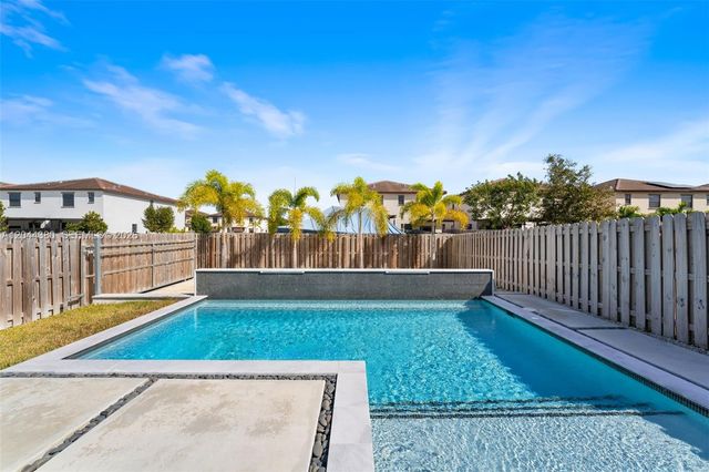 25205 SW 108th Ave, Homestead, FL 33032