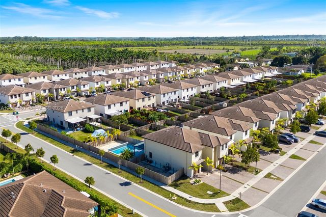 25205 SW 108th Ave, Homestead, FL 33032