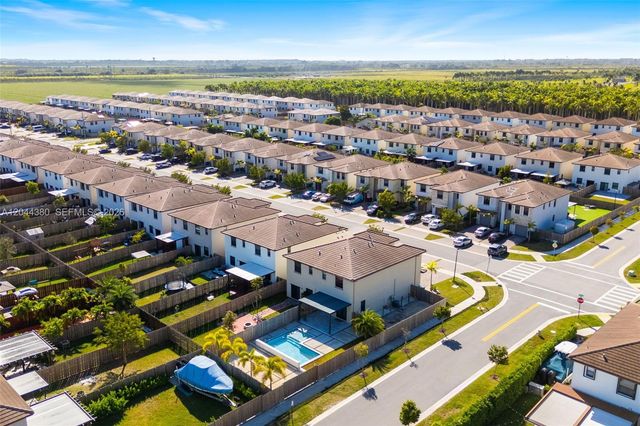 25205 SW 108th Ave, Homestead, FL 33032