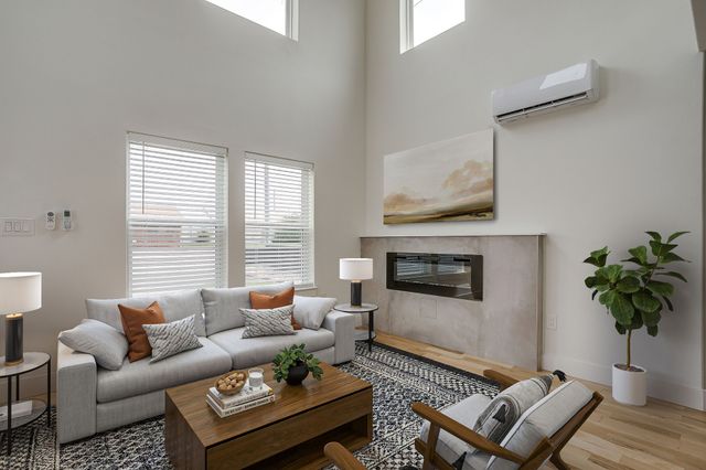 404 W Wichita Street, Bowie, TX 76230