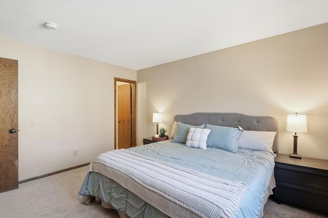 7351 Walnut Court, Eden Prairie, MN 55346