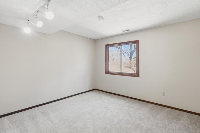 7351 Walnut Court, Eden Prairie, MN 55346