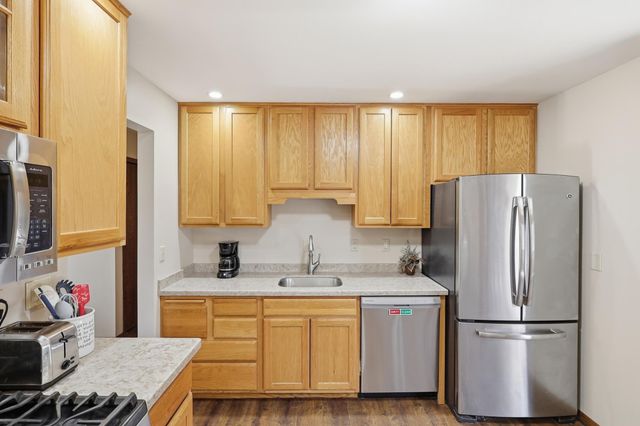 7351 Walnut Court, Eden Prairie, MN 55346