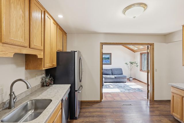 7351 Walnut Court, Eden Prairie, MN 55346