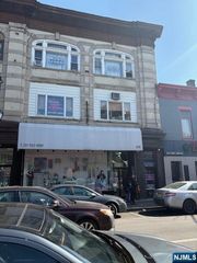 3208 Bergenline Avenue, Union City, NJ 07087