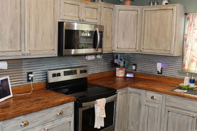 207 Polk Street S, Mena, AR 71953