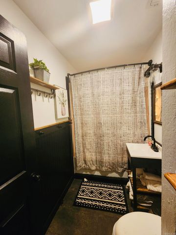 207 Polk Street S, Mena, AR 71953