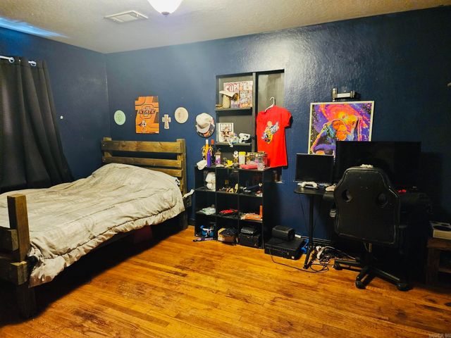 207 Polk Street S, Mena, AR 71953