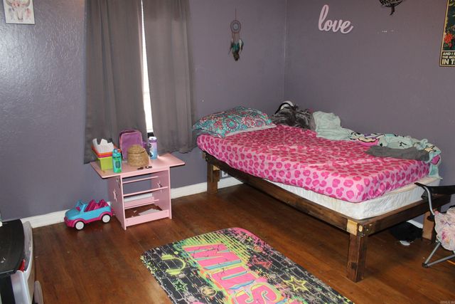 207 Polk Street S, Mena, AR 71953