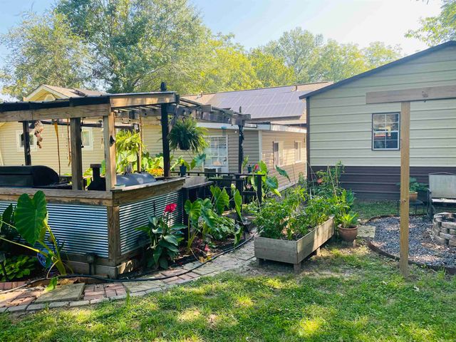 207 Polk Street S, Mena, AR 71953