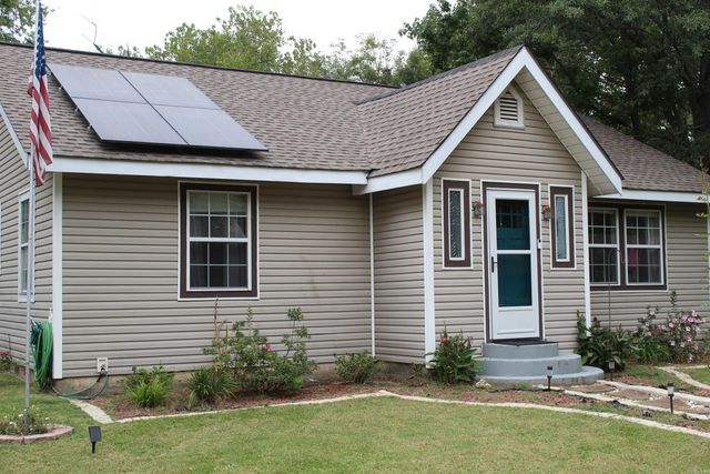 207 Polk Street S, Mena, AR 71953