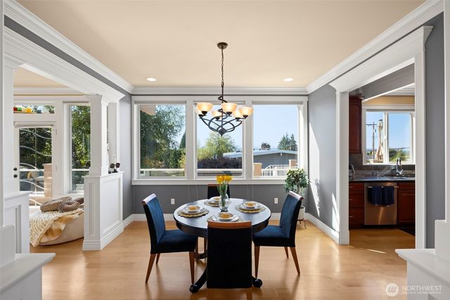 816 Walnut Street, Edmonds, WA 98020