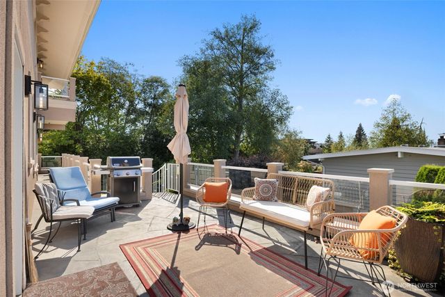 816 Walnut Street, Edmonds, WA 98020