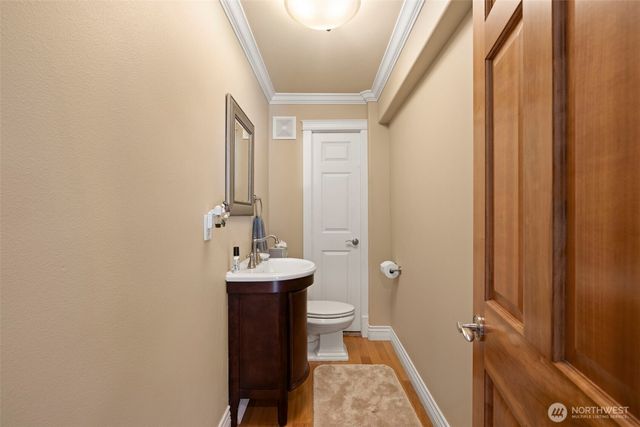 816 Walnut Street, Edmonds, WA 98020