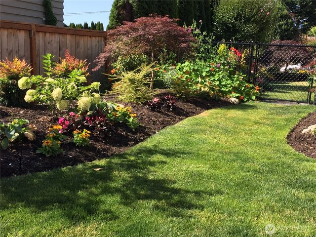 816 Walnut Street, Edmonds, WA 98020