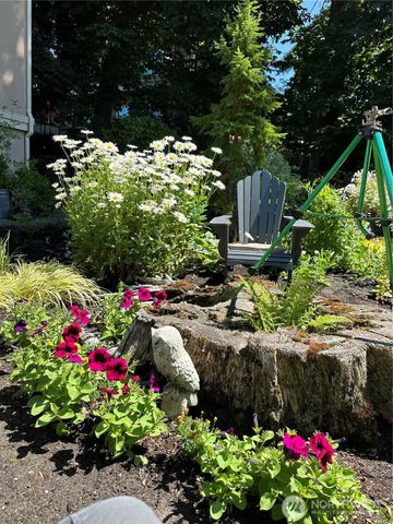 816 Walnut Street, Edmonds, WA 98020