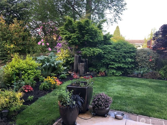 816 Walnut Street, Edmonds, WA 98020