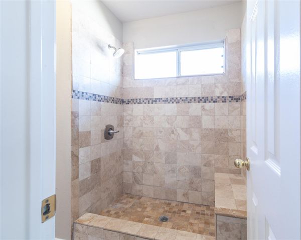 2504 Granite Creek DR, Leander, TX 78641