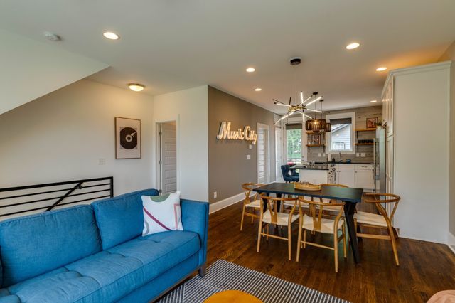 2707 Biloxi Ave, Nashville, TN 37204