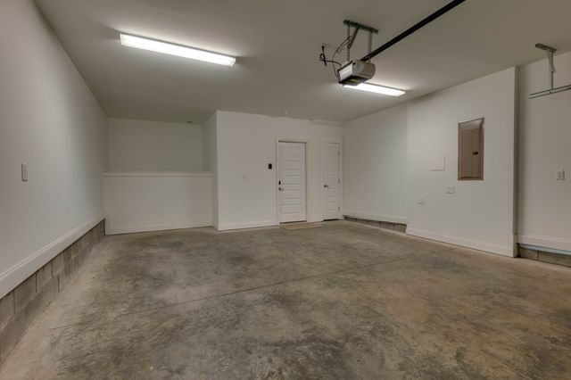 2707 Biloxi Ave, Nashville, TN 37204