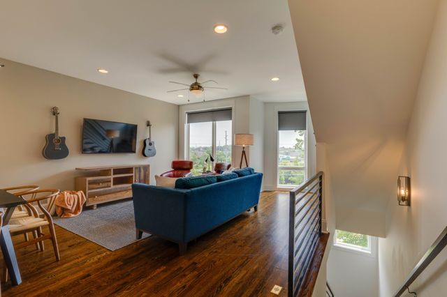 2707 Biloxi Ave, Nashville, TN 37204