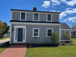 33 Pleasant, Dennis, MA 02670