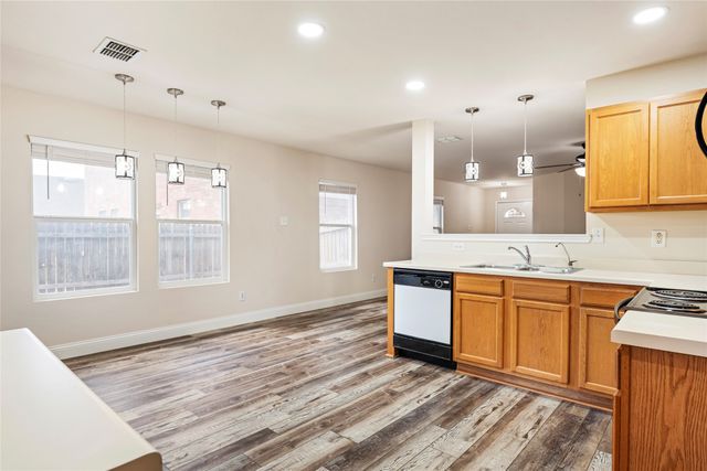 5913 Lost Pony Drive, Denton, TX 76210