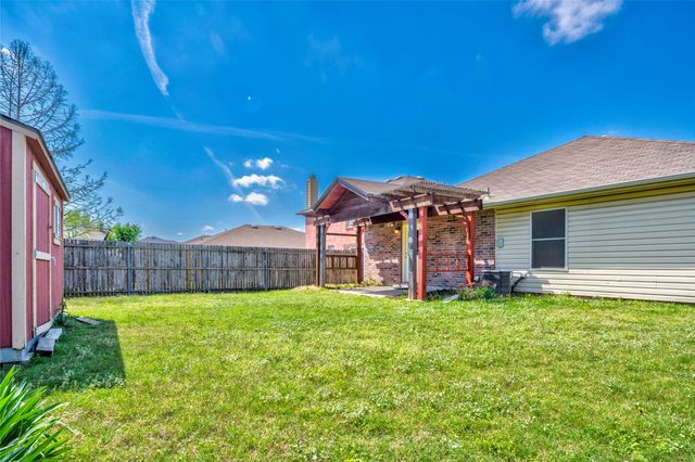 5913 Lost Pony Drive, Denton, TX 76210