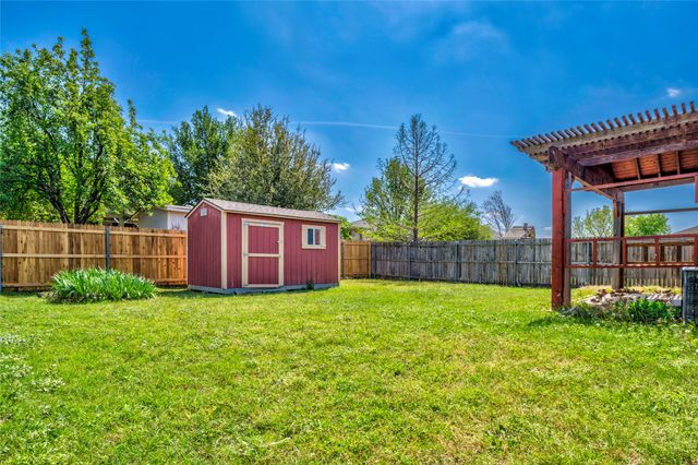 5913 Lost Pony Drive, Denton, TX 76210