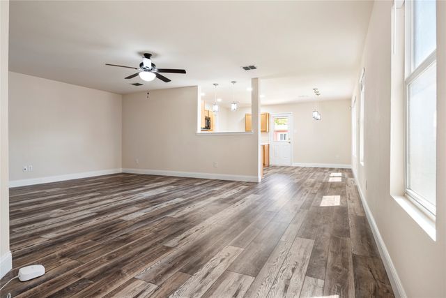 5913 Lost Pony Drive, Denton, TX 76210