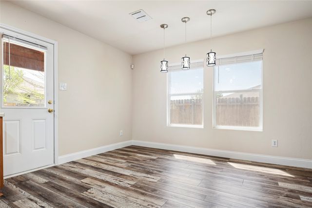 5913 Lost Pony Drive, Denton, TX 76210