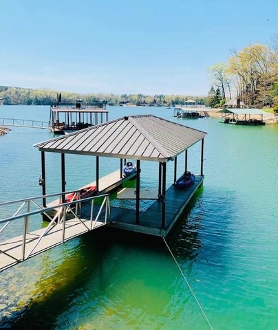 22 Waterloon Trl, Morganton, GA 30560
