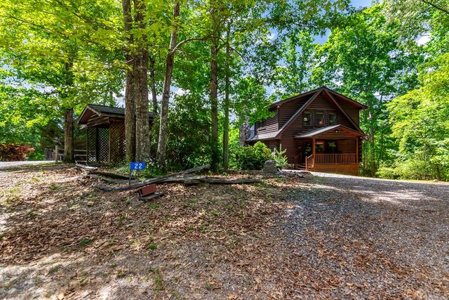 22 Waterloon Trl, Morganton, GA 30560