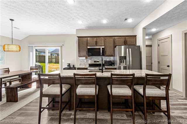 8035 Hudson Lane, Georgetown, IN 47122